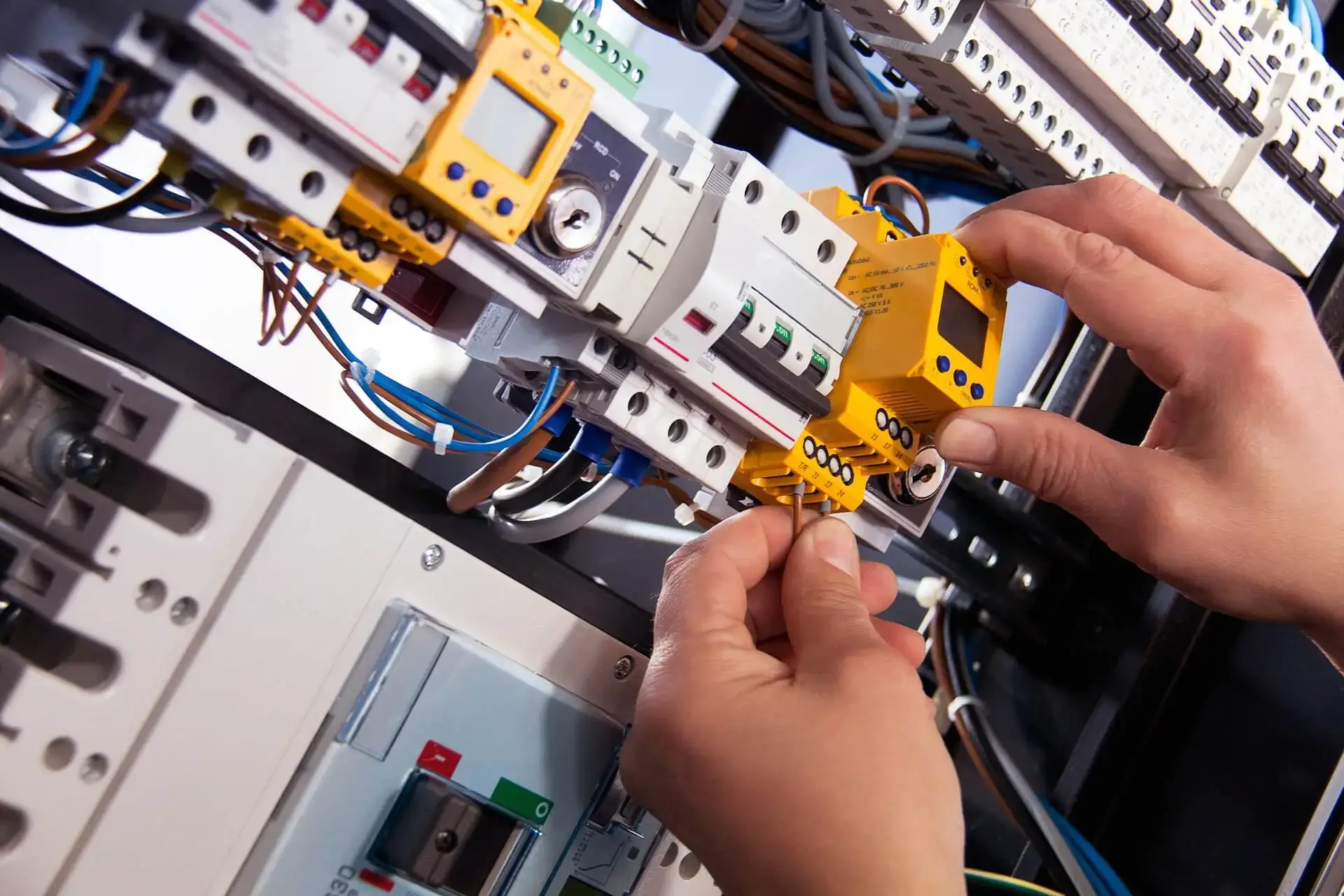 Certified electricians in Lewisham